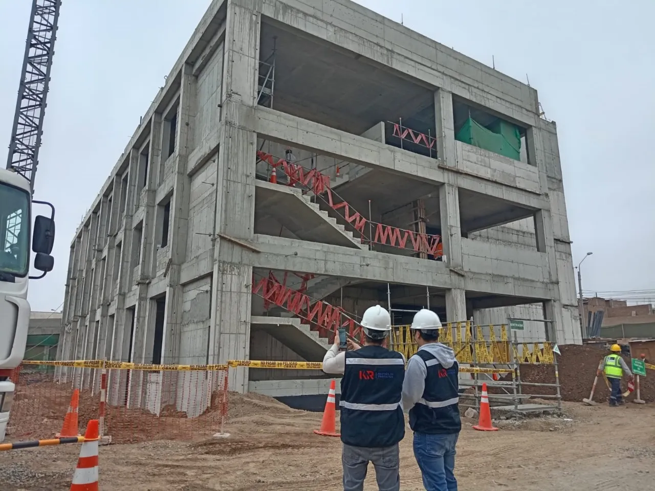 Supervisión técnica de la ejecución de superestructura en concreto armado para módulos educativos